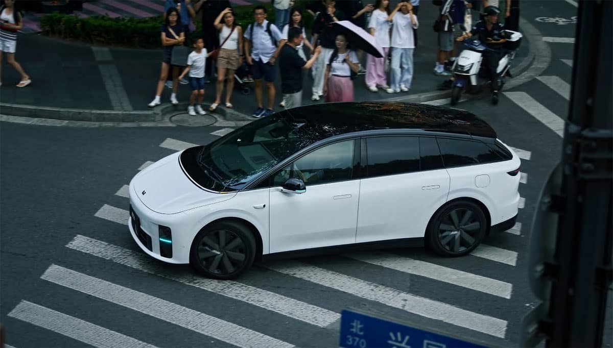 Li Auto launches i6 in latest push in pure-electric SUV market following i8