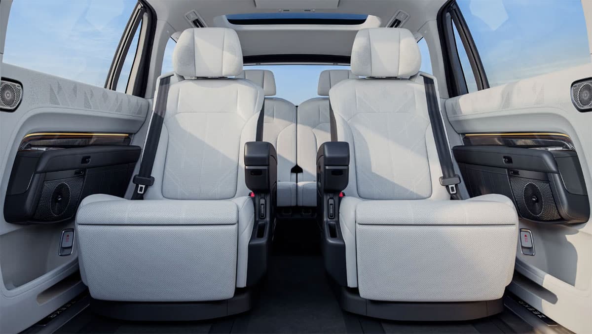 Zeekr launches 9X luxury hybrid SUV: Starting at ,440, orders surpass 10,000 units within 13 minutes