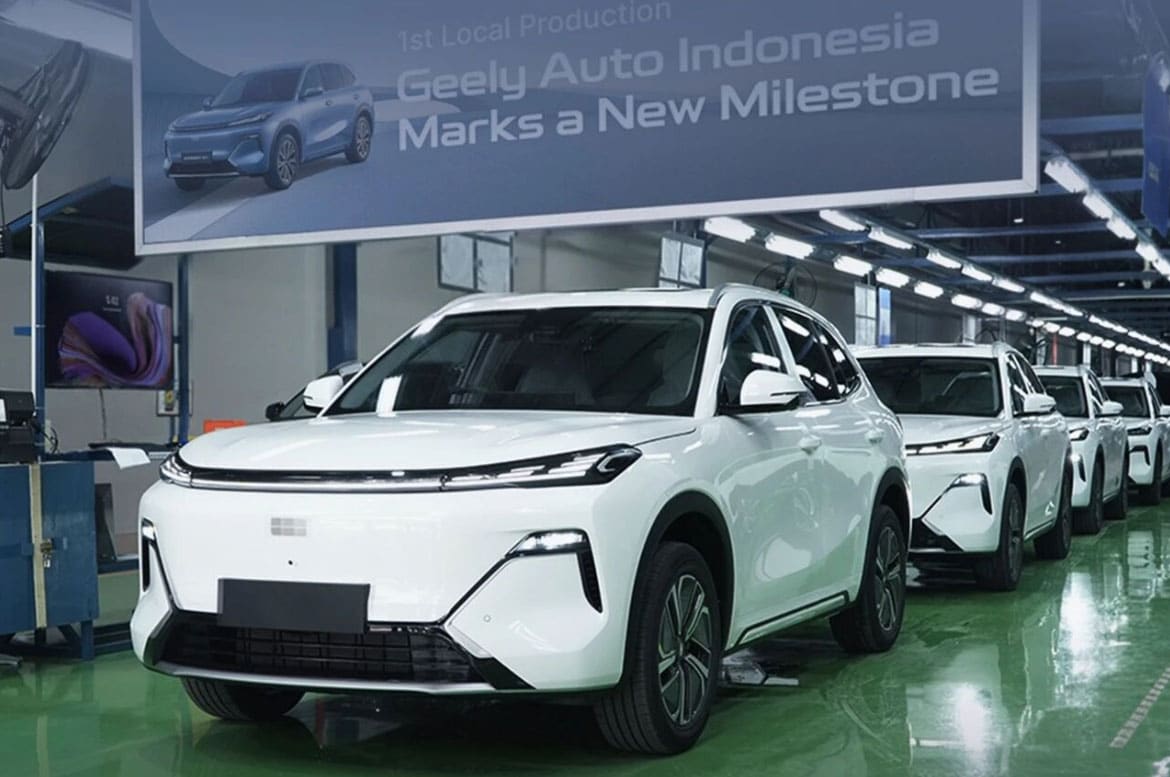 Geely begins assembling Starray EM-i hybrid SUV in Indonesia