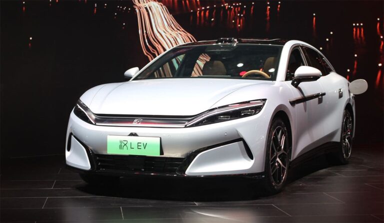 BYD cars now generate over 100 million km of assisted driving data daily