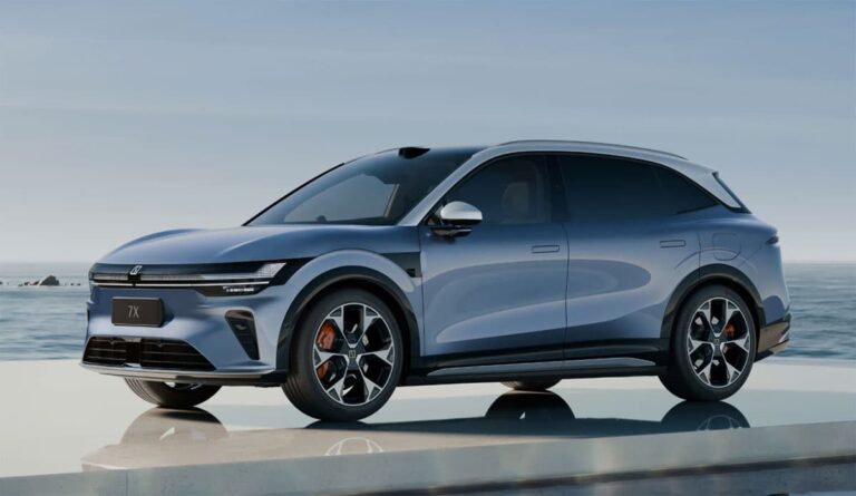 Zeekr begins pre-sales of updated 7X SUV, launch set for Oct 28