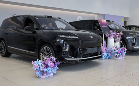 Nio expects Nov production capacity for all-new ES8 to rise 70% from Oct