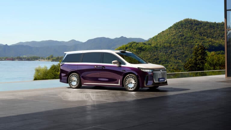 Voyah launches 4-seat version of Dream MPV starting at $99,810