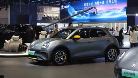 China Nov NEV retail up 7% year-on-year to 1.35 million, preliminary CPCA data show