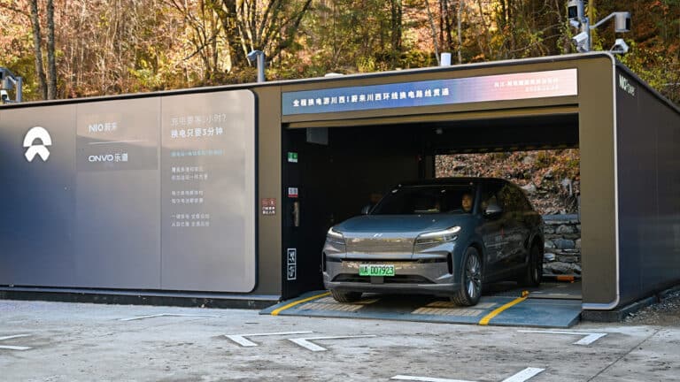 Onvo unveils plan to double available battery packs at swap stations in following month