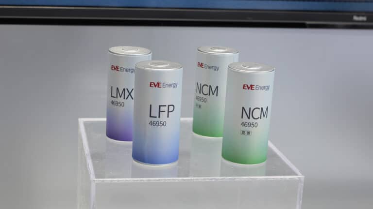 Global EV battery market share in Jan-Nov 2025: CATL 38.2%, BYD 16.7%