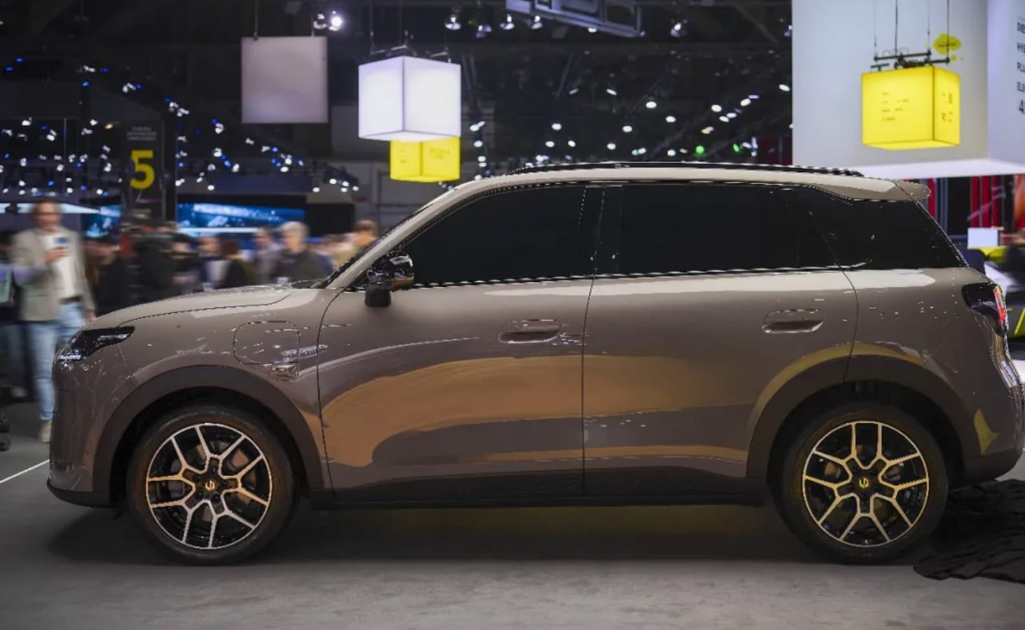 Leapmotor showcases A10 SUV at Brussels auto show amid European market expansion