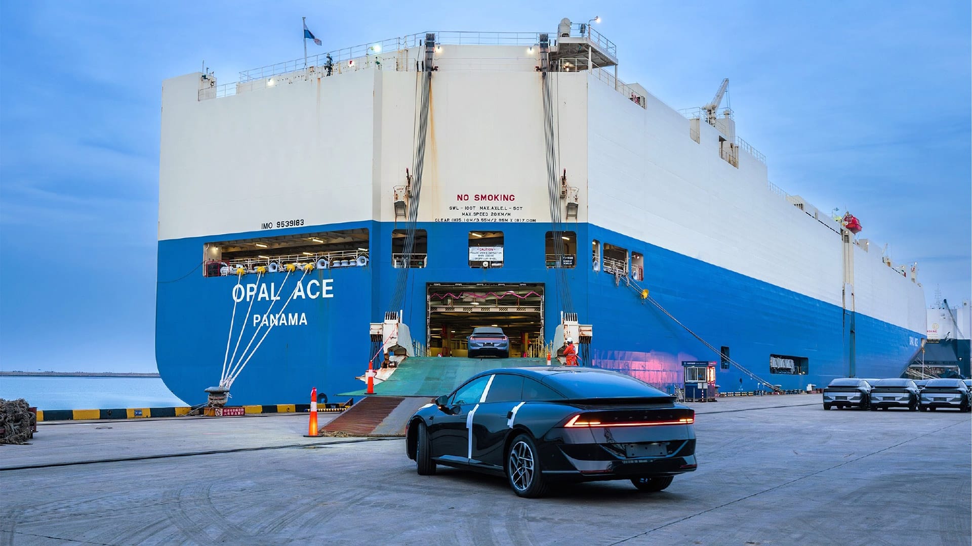 Xpeng begins large-scale shipments of updated P7+ to overseas markets