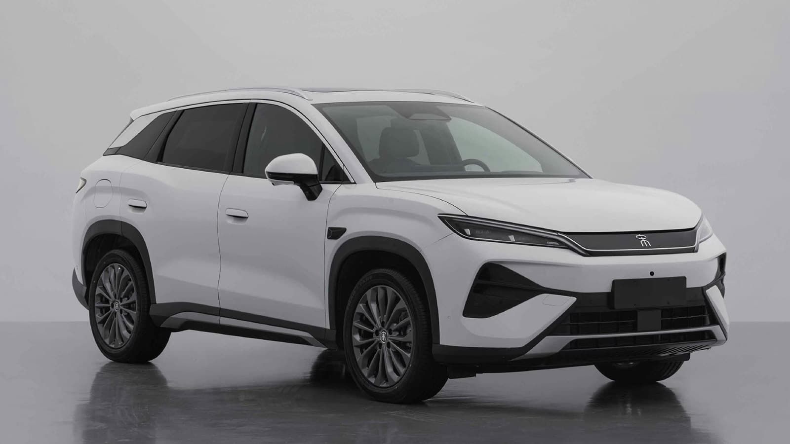 A regulatory filing image of the BYD Song Ultra EV.