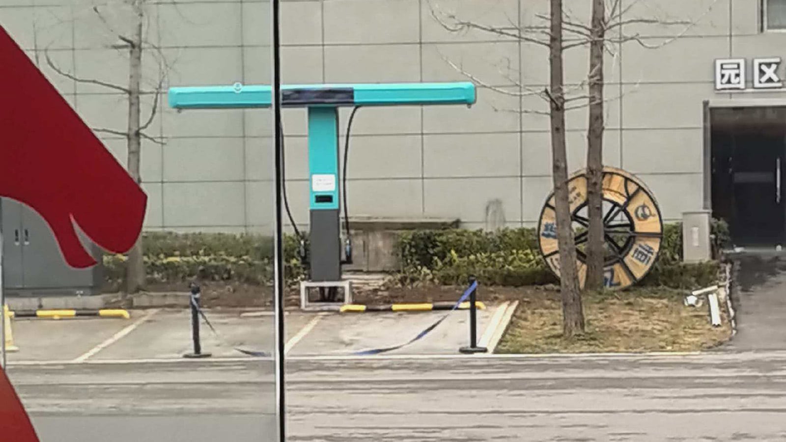 BYD begins large-scale deployment of megawatt flash charging facilities