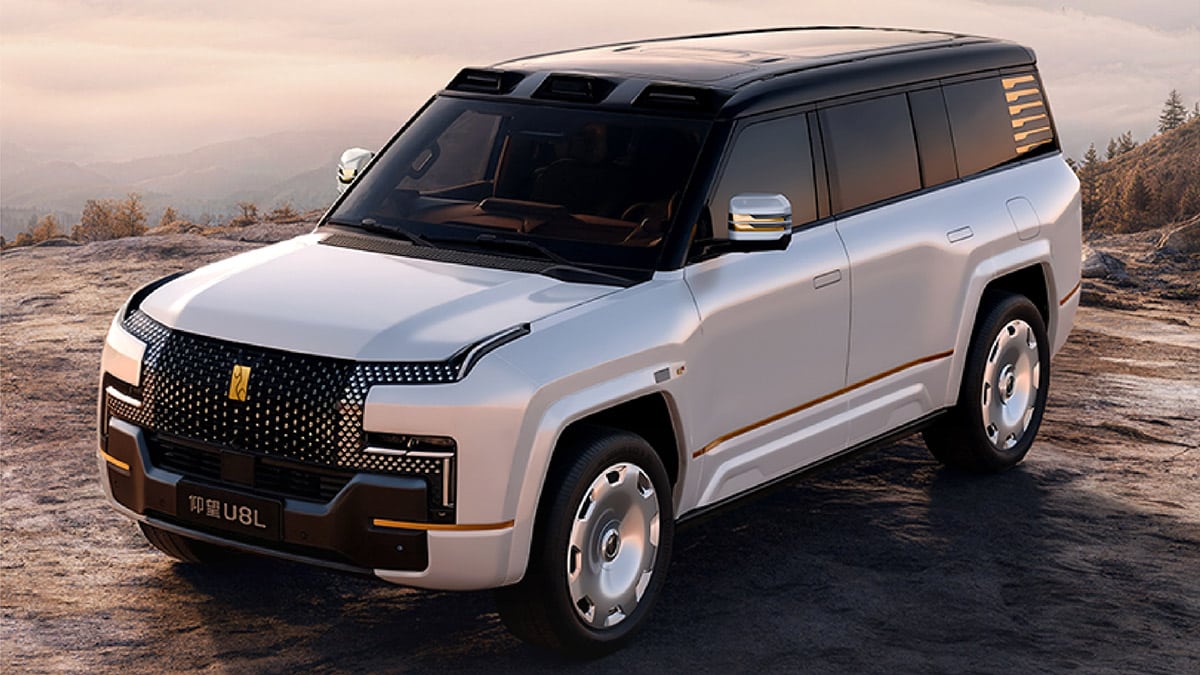 BYD launches 2026 Yangwang lineup with next-gen blade battery