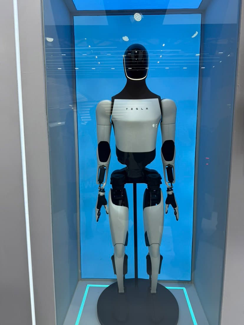 Tesla showcases upcoming Gen 3 humanoid robot in China